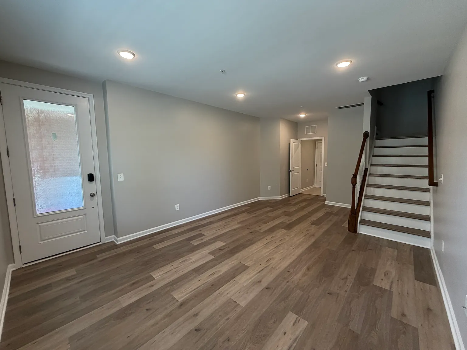 3 bed, 2.5 bath, 1992 sqft, $2,900 — Photo 4