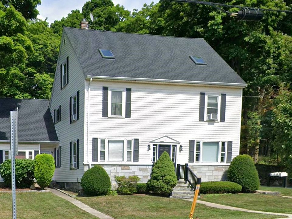 1st image of 131 N Main St APT 5