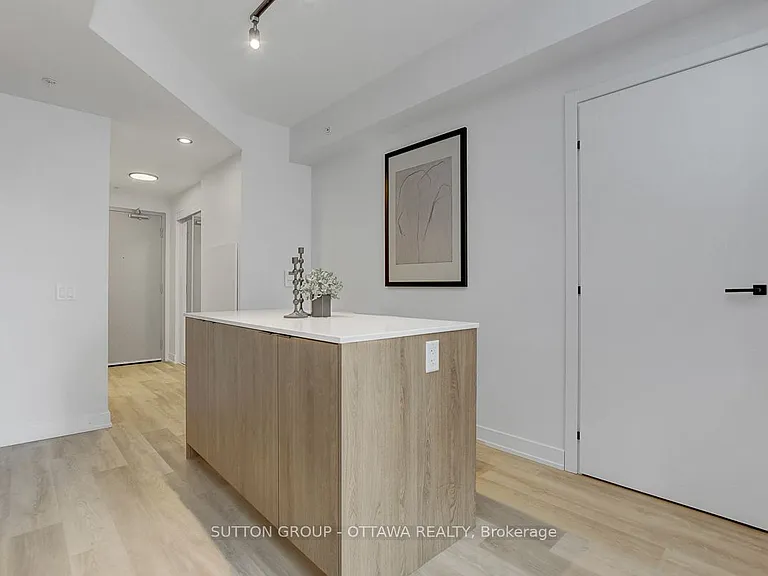 400 Albert St #1402 — Photo 13