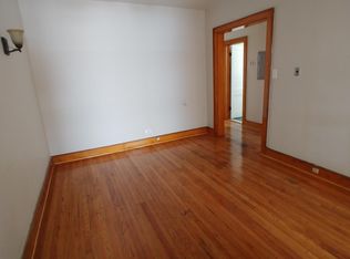 5003 W Irving Park Rd, Chicago, IL 60641