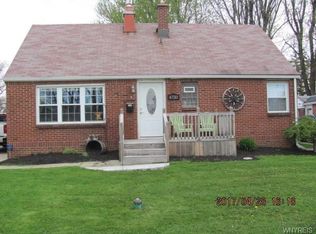 4732 Kennison Pkwy, Hamburg, NY 14075