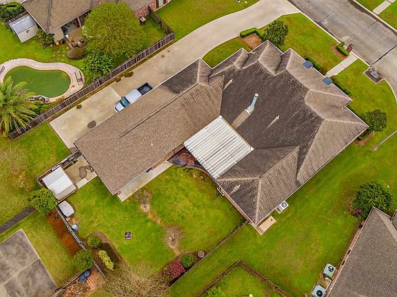 5th image of 172 Cinclare Dr