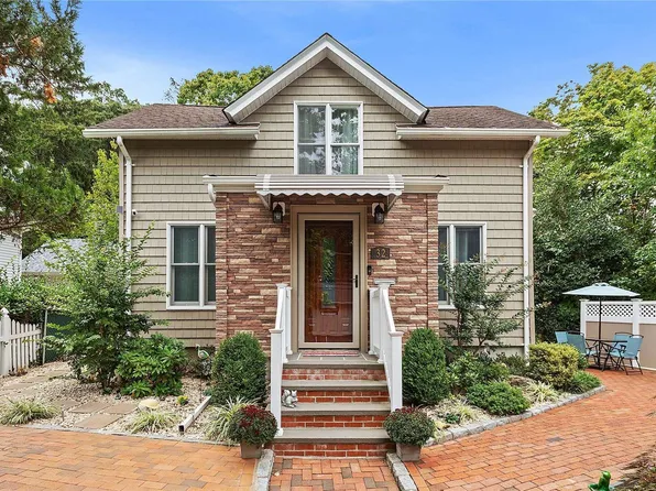 32 Church Street, Roslyn, NY 11576