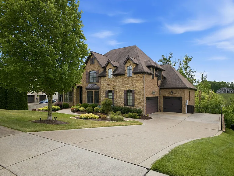 9617 Portofino Dr — Photo 48