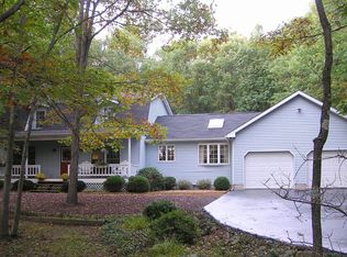 103 Mount Jefferson Dr, Effort, PA 18330