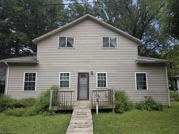 57 Carolina Ave, Salem, WV 26426