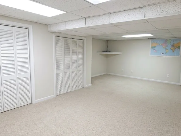 4910 Gold Mine Dr — Photo 8