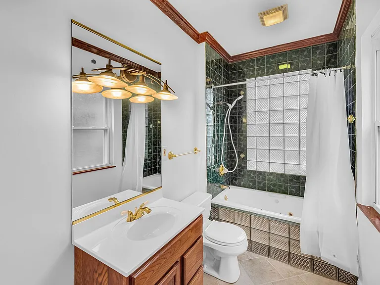 3940 Delmar Ave — Photo 11