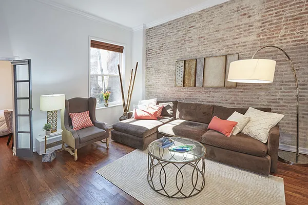 Sold by Brown Harris Stevens | media 25