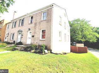 16725 Chowning Ct, Woodbridge, VA 22191