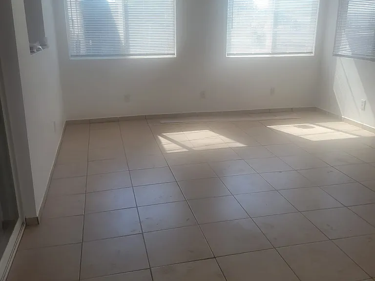 825 Grace St NE — Photo 21