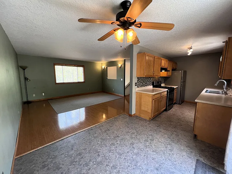 10279 Woodwind Dr — Photo 7