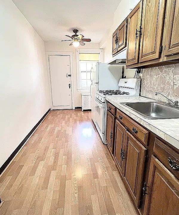 1st image of 20-30 27th St #1