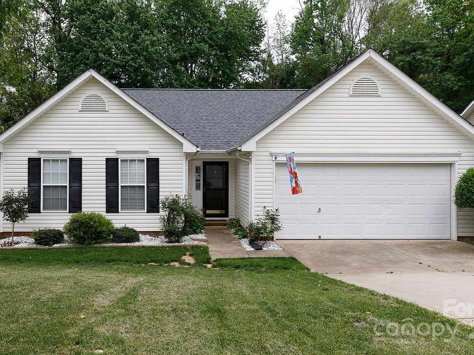 1st image of 587 Chase Brook Dr