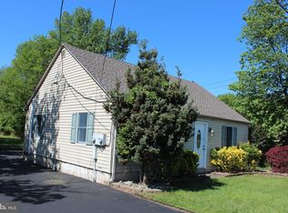 23 Elbo Ln, Mount Laurel, NJ 08054