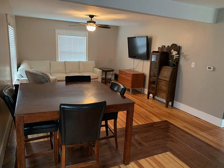 2608 Leclaire St #UPSTAIRS — Photo 27