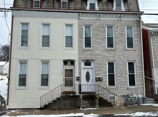 265 S 4th St, Hamburg, PA 19526