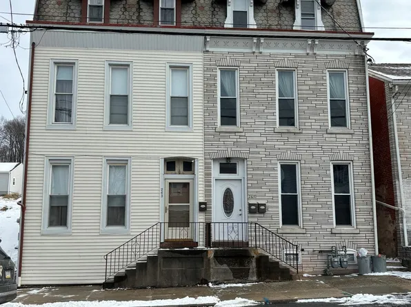 265 S 4th St, Hamburg, PA 19526