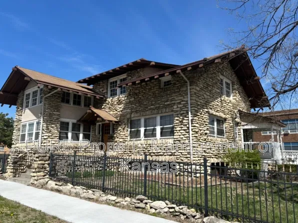 219 N Jefferson St, Junction City, KS 66441