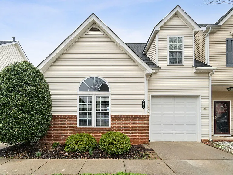 4218 Amherst Villa Ct — Photo 1