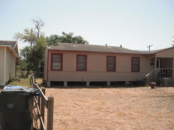 2nd image of 1342 Miami Dr