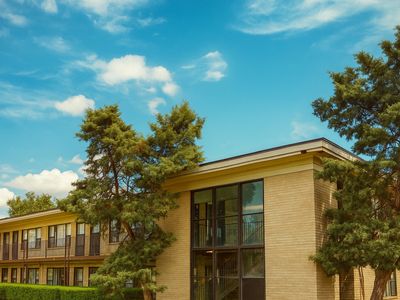 38 King Arthur Ct APT 14, Northlake, IL, 60164