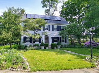 19180 Riverside Dr, Beverly Hills, MI 48025