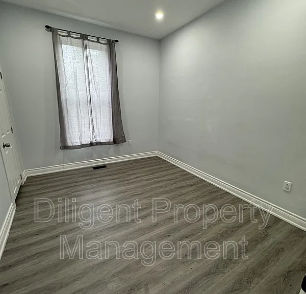219 Stewart St #PROPERTY — Photo 19