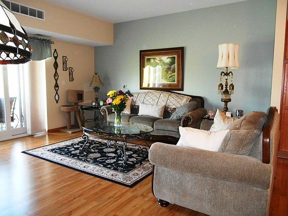 4th image of 601 Levander Way APT 203