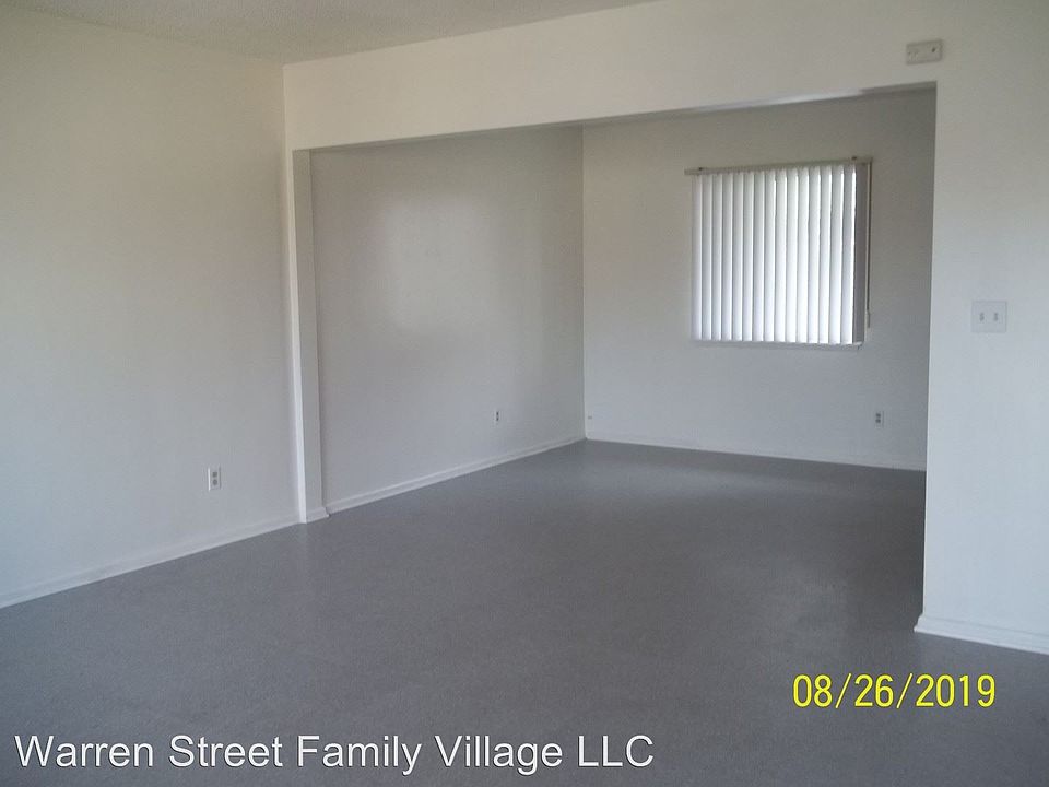 1st image of 17036 Ivy Ave APT C
