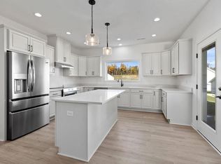 207 Langley Dr, Waynesboro, VA