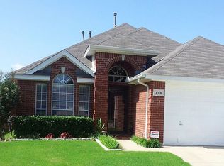 406 Harwood Cir, Euless, TX 76039