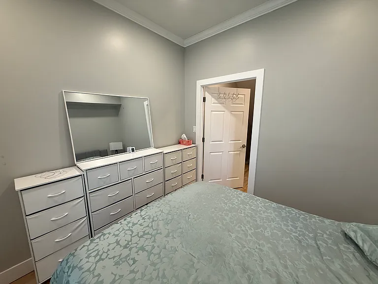 672 N 19th St #1 — Photo 5