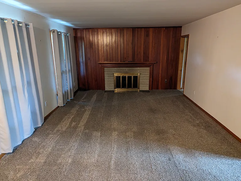 4433 Parkdale Ave NW — Photo 11