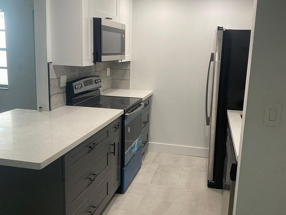 1st image of 801 Meridian Ave APT 1B