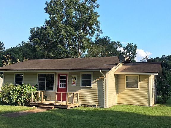 3rd image of 120 Sunset Dr