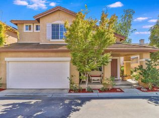 272 Midnight Moon Ln, Simi Valley, CA 93065