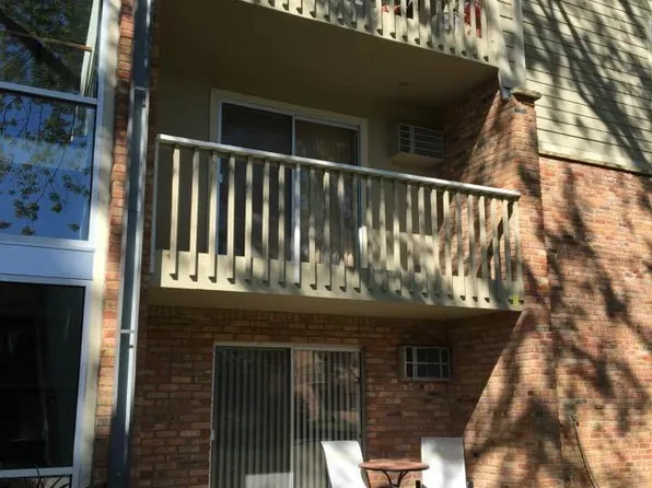 7414 22nd St W #102, Saint Louis Park, MN 55426