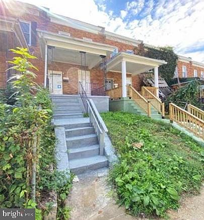 1st image of 3015 Rayner Ave