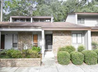 2736 NW 39th Dr, Gainesville, FL 32606
