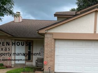 9518 Saffolk Punch Dr, Houston, TX 77065