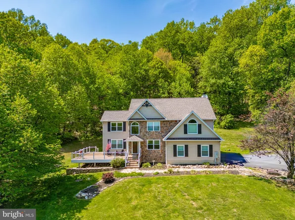 9833 Fox Rd, Frederick, MD 21702