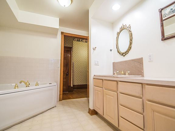 24th image of this home