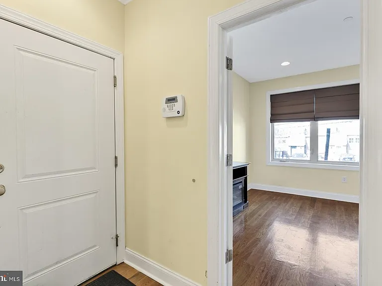 725 N 20th St #B — Photo 20