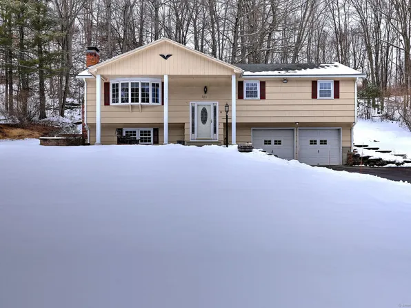 227 Rimmon Road, North Haven, CT 06473