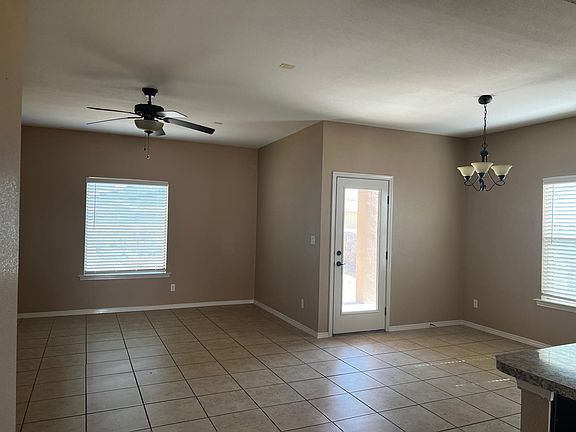 2nd image of 14716 Horizon Vista Ave