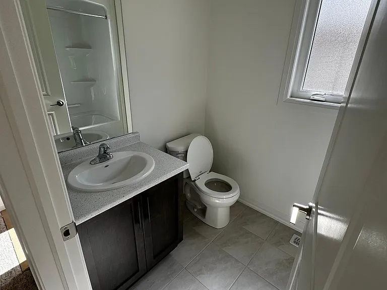 44 Samuel Ave — Photo 13