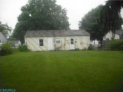 3rd image of 2742 Dolby Dr