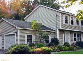 25 Country Way, Brewer, ME 04412