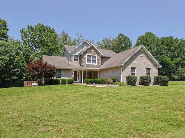 886 Grays Ln, New Richmond, OH 45157